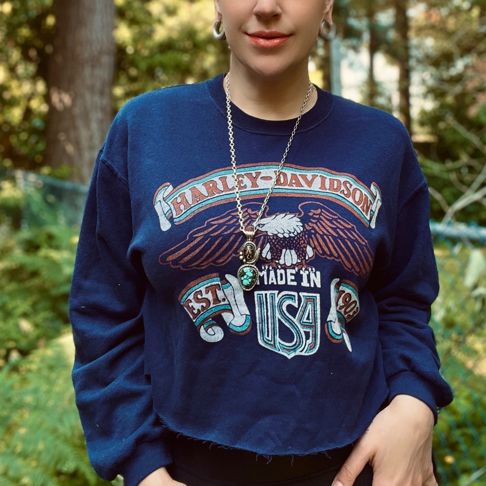 HARLEY DOUBLE SIDED CROPPED SWEATSHIRT